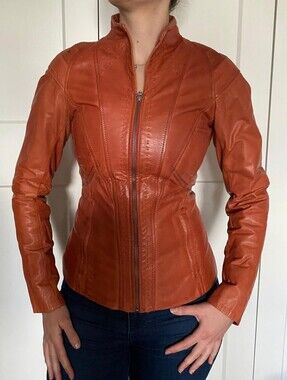 Danier Women's Rust Brown Leather Zip Jacket W/ Hanger